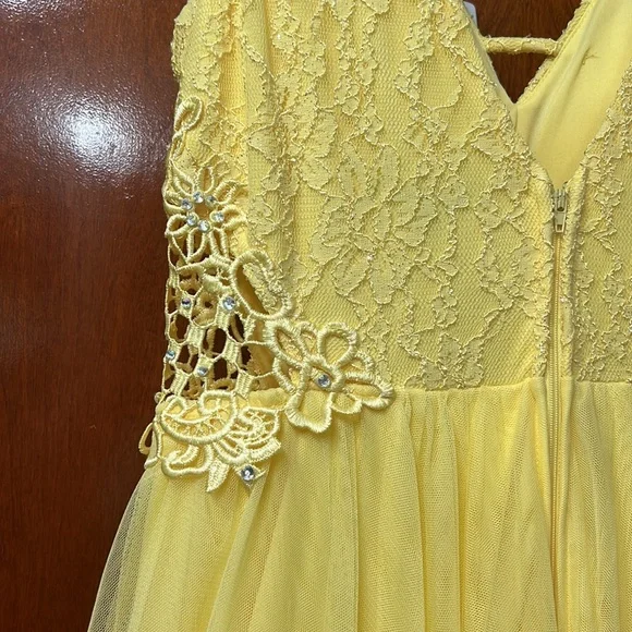 Prom Dress Yellow💛 NWOT - Picture 4 of 9